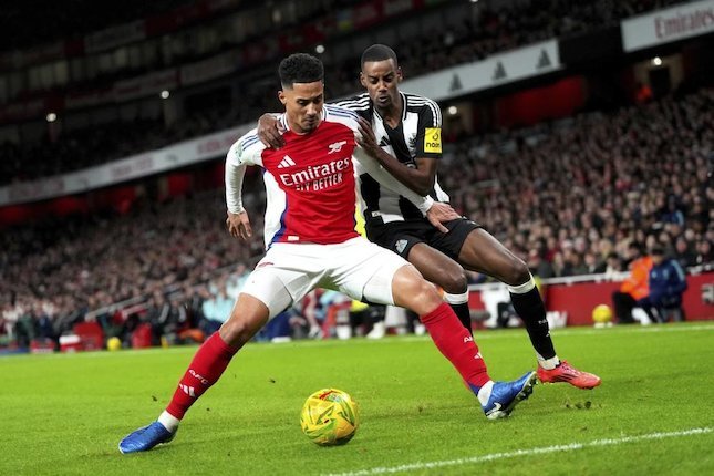 Walau Minat Real Madrid Membara, Arteta Tetap Yakin Saliba Bertahan di Arsenal